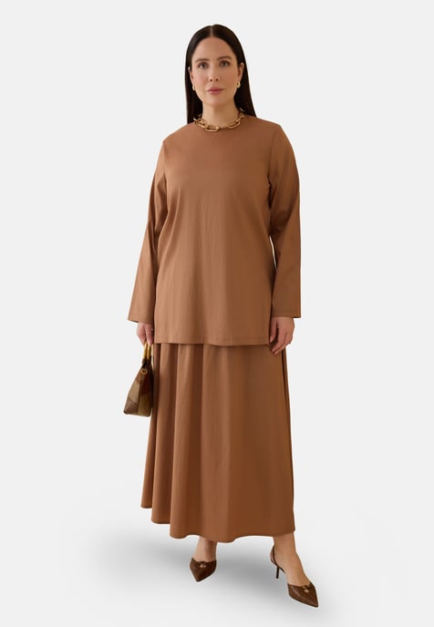 Alia Suit Alia - Image 1