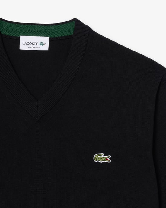 Long Sleeve Sweatshirt in Black - Image 6