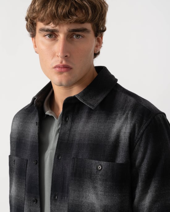 Long Sleeve Shirt in Black - Image 3