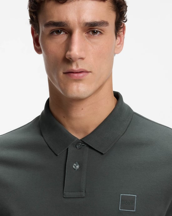 Slim Fit Short Sleeve Logo Detail Polo Shirt in Olive - Image 4