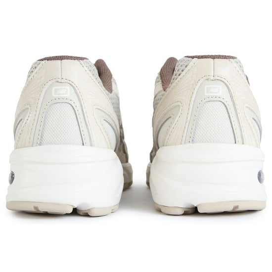 New Balance 740 Trainers - Image 3