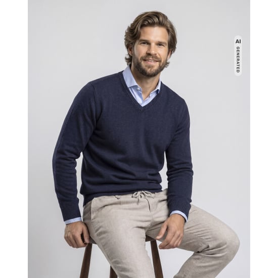 Campbell Trui v-hals donker - Image 4