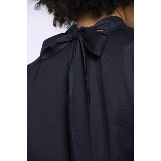 Rino & Pelle Bryanna.7002611 rino en pelle blouse with bow tie neck dark navy - Image 5