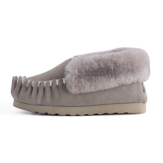 Aus Wooli "Waterloo" Australia Hand Stitched Women's Sheepskin Moccasin, Light Grey - Image 4