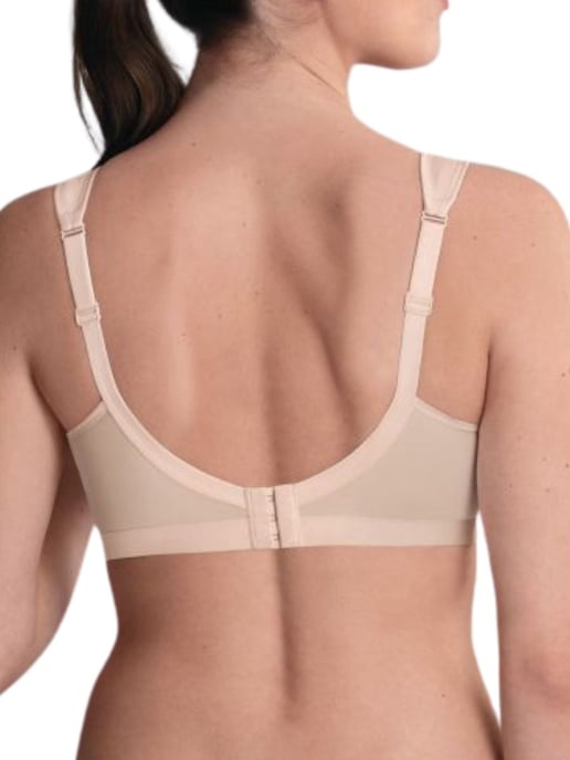 Anita Bustier - Image 2