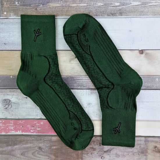 2 Pairs Mens Cotton Walking Hiking Boot Socks with Silver Technology - Image 3