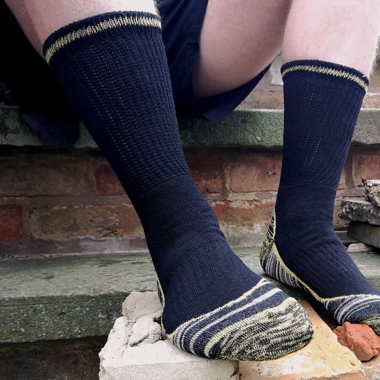 Mens Breathable Heavy Duty Bamboo Work Socks for Steel Toe Boots - Image 3