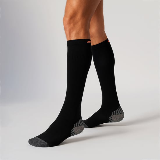 COMODO - Trail Compression Running Socks | Long Knee High Sport Socks | Men's & Ladies - Image 3