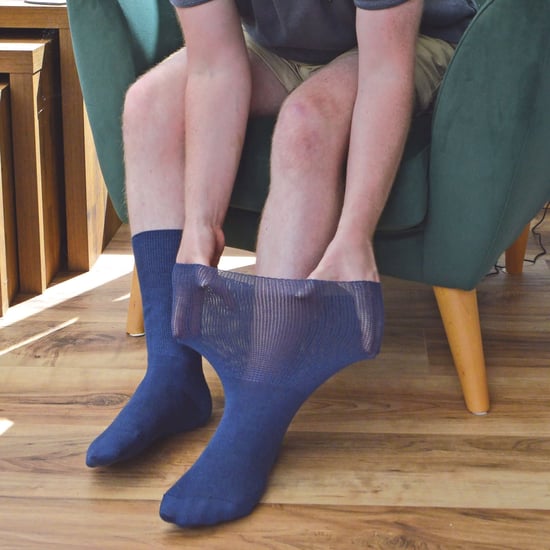 Extra Wide Bamboo Oedema Socks | Dr.Socks | Mens & Ladies | Socks for Swollen Feet Ankles Legs & Diabetics - Grey - Image 5