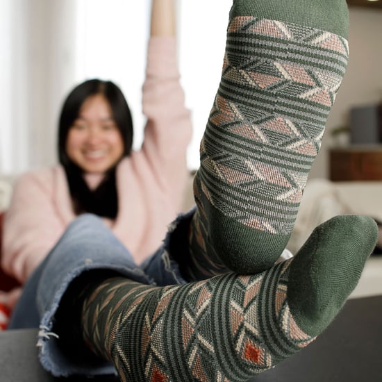 VIM&VIGR - Graduated Compression Socks 15-20 mmhg for Men & Women | Cotton Socks for Pregnancy, DVT & Swollen Legs - Black - Image 5