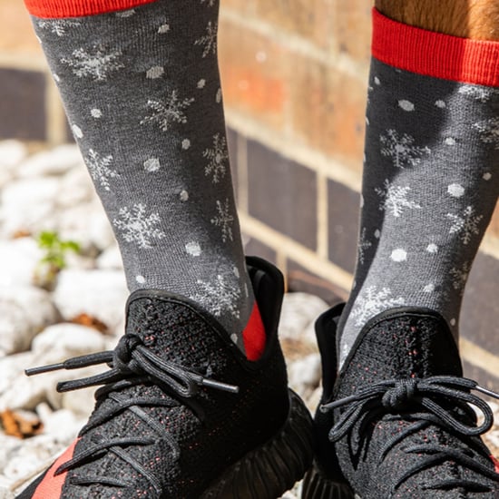 Mr Heron - Mens Christmas Socks | Novelty Bamboo Socks | Ruldoph & Santa Patterned Socks | Gift for Him - Snowflakes (Grey) - Image 3