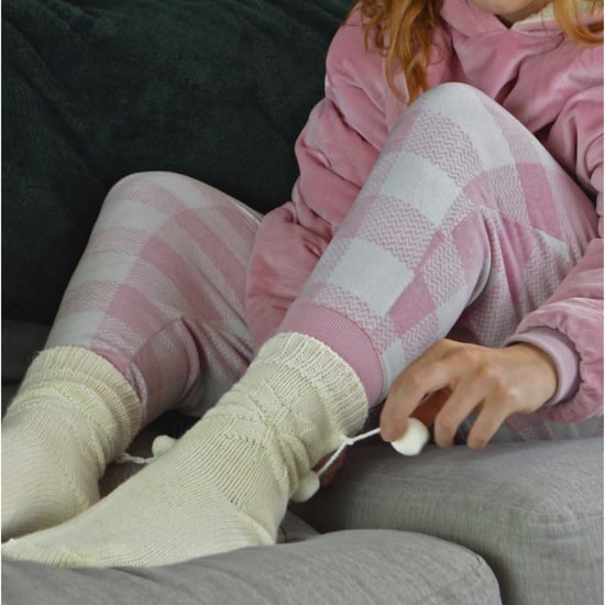 Sock Snob - Varma tofflor i alpackaullblandning med Pom Pom-strumpor för damer - Cream - Image 4