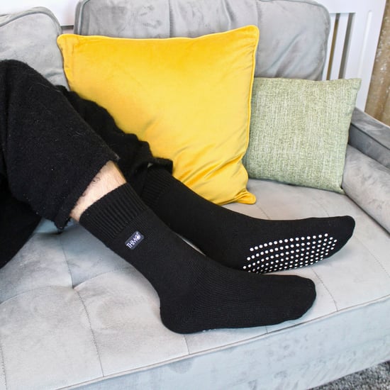 THMO - 3 Pairs Mens Fleece Lined Slipper Socks with Grippers - Black - Image 4