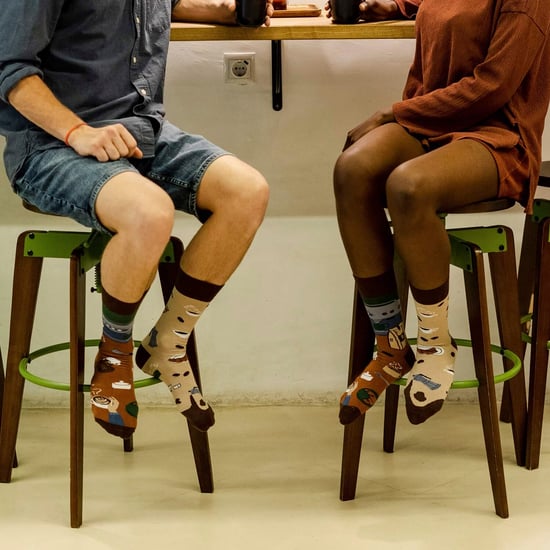 SPOX SOX - Mens & Ladies Mismatched Novelty Odd Socks - Coffee - Image 5