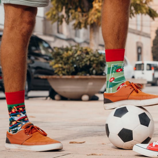 SPOX SOX - Mens & Ladies Mismatched Novelty Odd Socks - Football - Image 4
