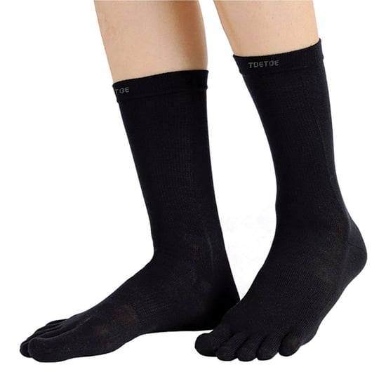 TOETOE - Mens & Ladies Outdoor Soft Wool Moisture Wicking Mid Calf Toe Socks - Black - Image 4