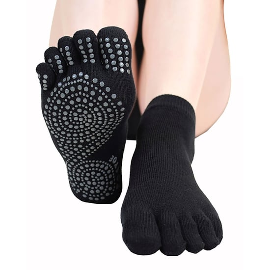 TOETOE - Mens & Ladies Yoga / Pilates Anti Slip Moisture Wicking Low Cut Toe Socks - Black - Image 5