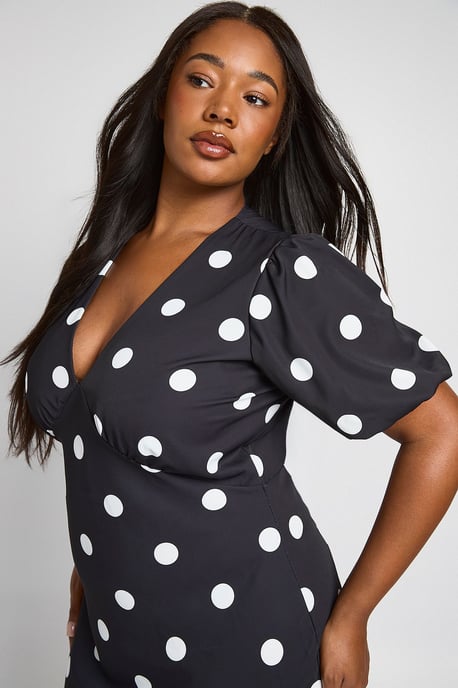 Plus Polka Dot Maxi Dress - Image 4