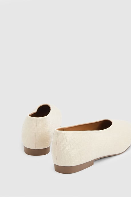 Angeline Faux Leather Woven Effect Round Toe Ballet Pumps - Image 2