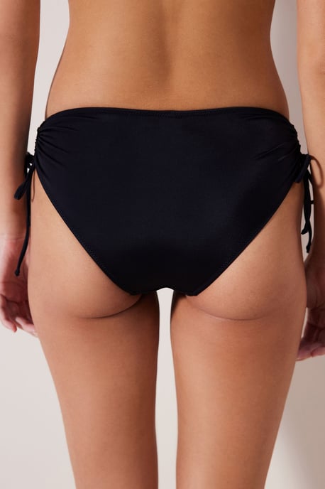Högmidjade hipsterbikinibyxor med knytning - Image 2