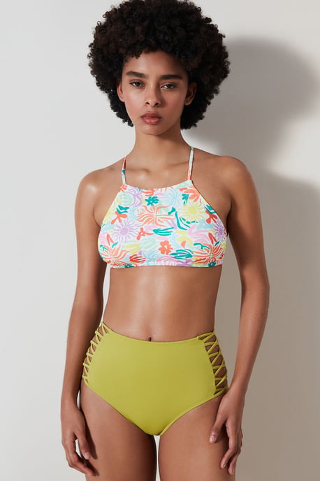 Högmidjade Bikiniunderdelar med Urtag - Image 5