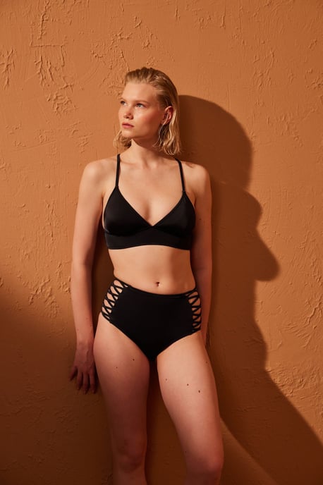 Solid Stickad Bralette Bikiniöverdel - Image 2