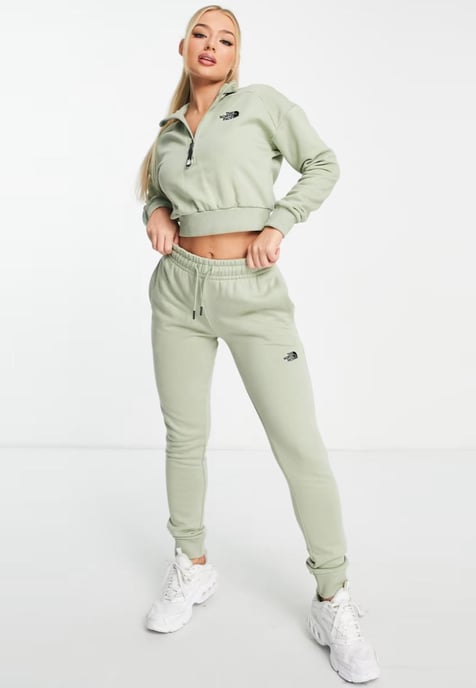 The North Face Womens 1/4 Zip Fleece Sweat in Tea Green - Image 5