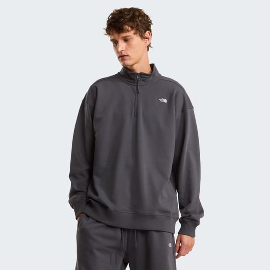 U Essential Light Relaxed 1/4 Zip Crew TNF - Image 1