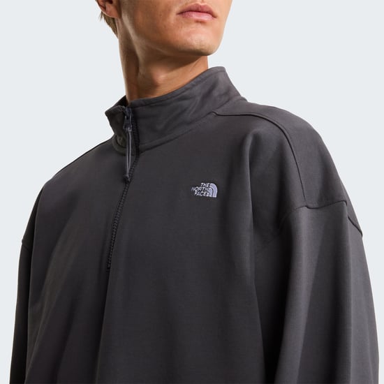 U Essential Light Relaxed 1/4 Zip Crew TNF - Image 5