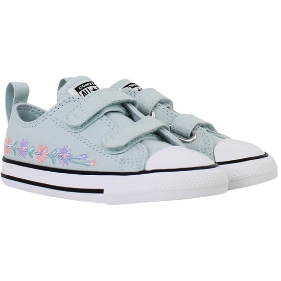 Converse Chuck Taylor 2V OX Kids Light Blue Plimsolls - Image 2