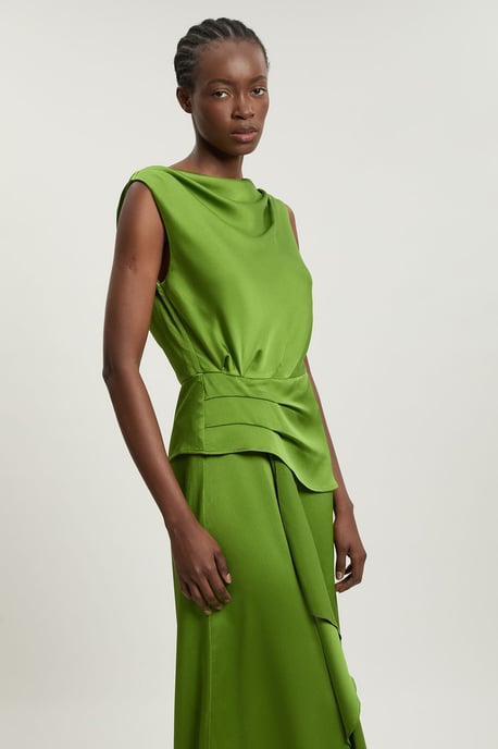 Textured Satin Ruffle Detail Sleeveless Midi Dress - Image 2