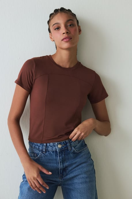 Kvinnors Slim-Fit Modal Rundhalsad T-shirt - Image 1