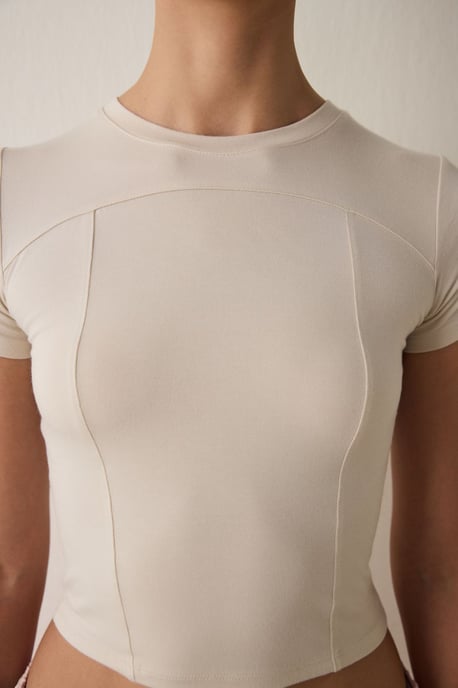 Kvinnors Slim-Fit Modal Rundhalsad T-shirt - Image 3
