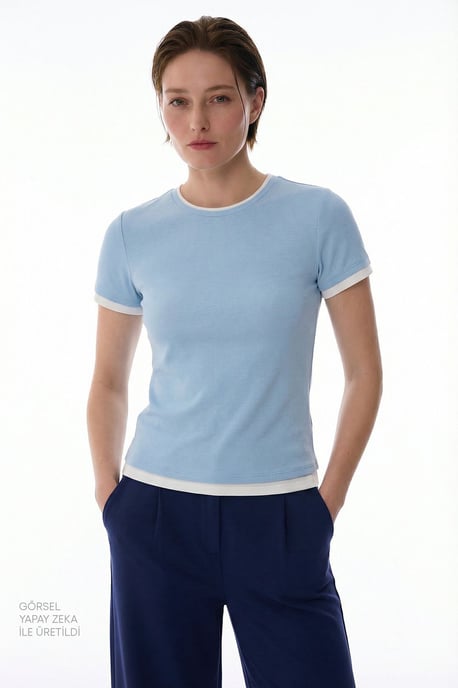Women's Regular Fit Crew Neck T-Shirt - Image 1