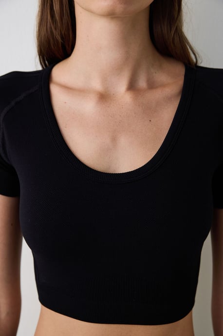 Short Knit Bodysuit With U Neck - Image 4