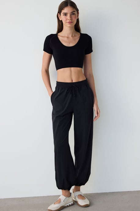 Short Knit Bodysuit With U Neck - Image 6