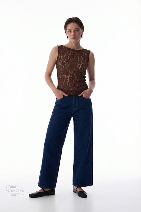 Floral Lace Sleeveless Bodysuit - Image 4