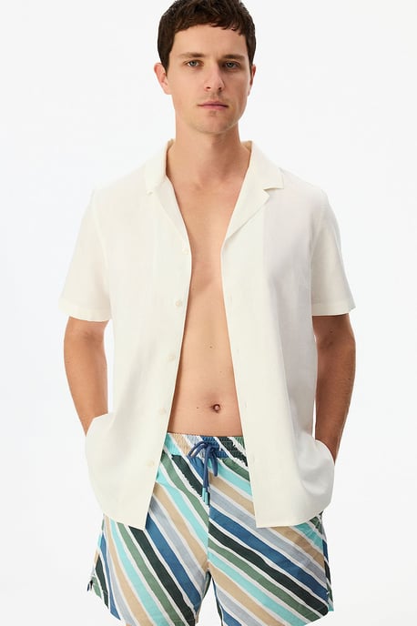 Men's Oversized Short-sleeve Linen Shirt - Image 4