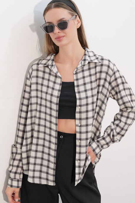 Patterned Long Sleeve Shirt - Image 1