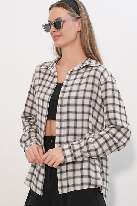 Patterned Long Sleeve Shirt - Image 4