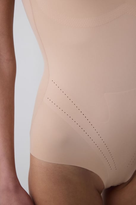 High-Waist Knitted Corset Body - Image 3
