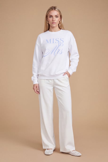 DP Hen Miss To Mrs Sweatshirt - Image 3