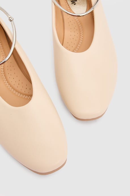 Kristen Faux Leather Super Padded Flexi Sole Almond Toe Ballet Pumps - Image 3