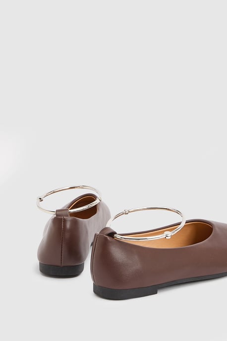 Kristen Faux Leather Super Padded Flexi Sole Almond Toe Ballet Pumps - Image 2