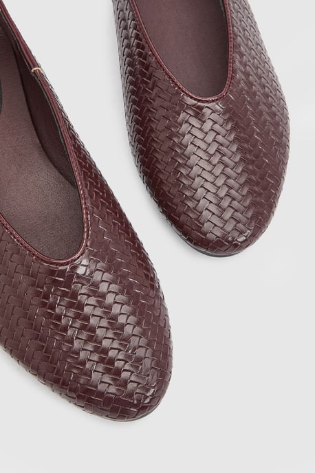 Malia Faux Leather Woven Round Toe Ballet Flats - Image 3