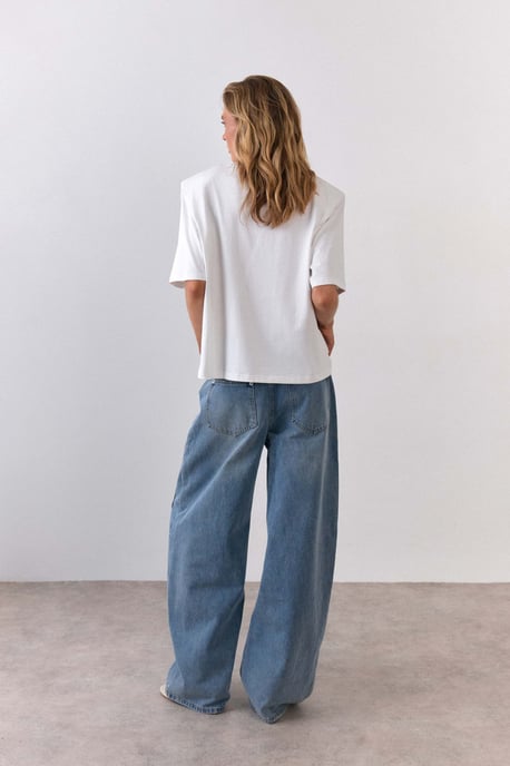 Mid Rise Slouchy Boyfriend Jean - Image 5