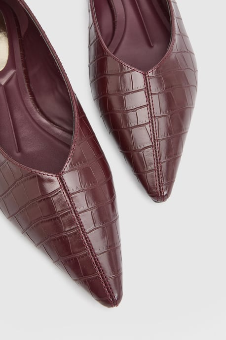 Gemma Faux Croc Leather Pointed Toe Flats - Image 3