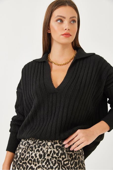 Relaxed Fit V-Neck Sweater - Image 1