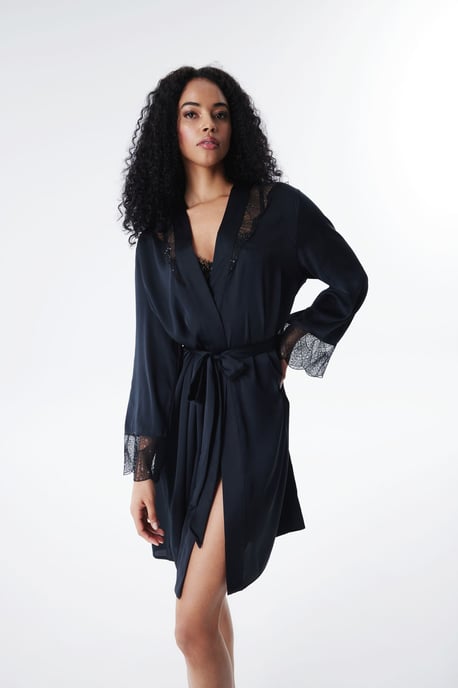 Women's Short Knit Robe With Tie Waist - Image 1