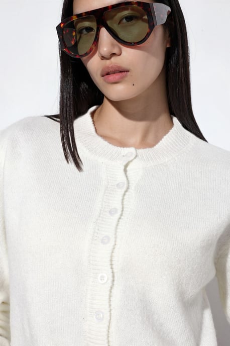 Geribbelde Crew Neck Knopen Cardigan - Image 2